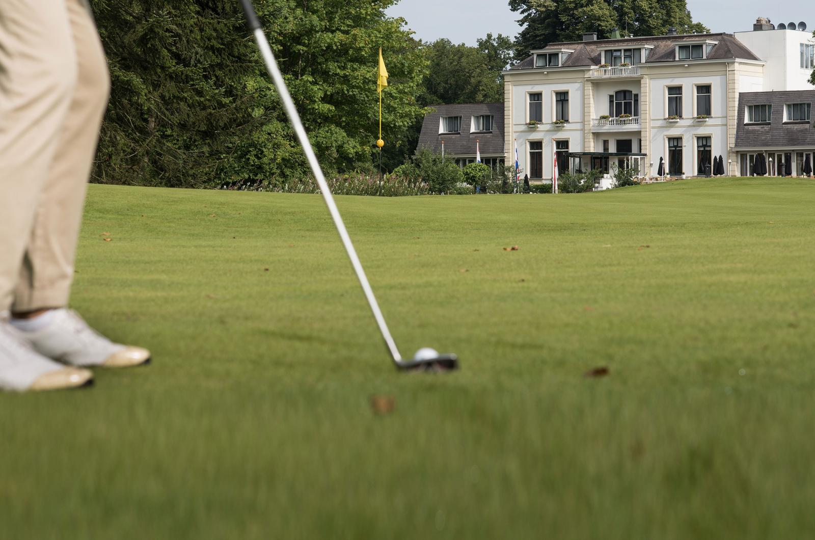 02-golf-hole-landhuis